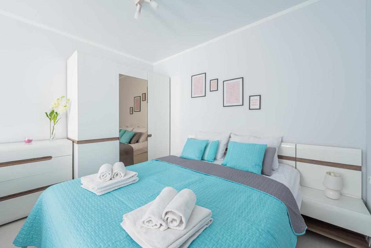 Apartament Z Balkonem Przy Latarni 150M Od Morza Kolobrzeg Ngoại thất bức ảnh